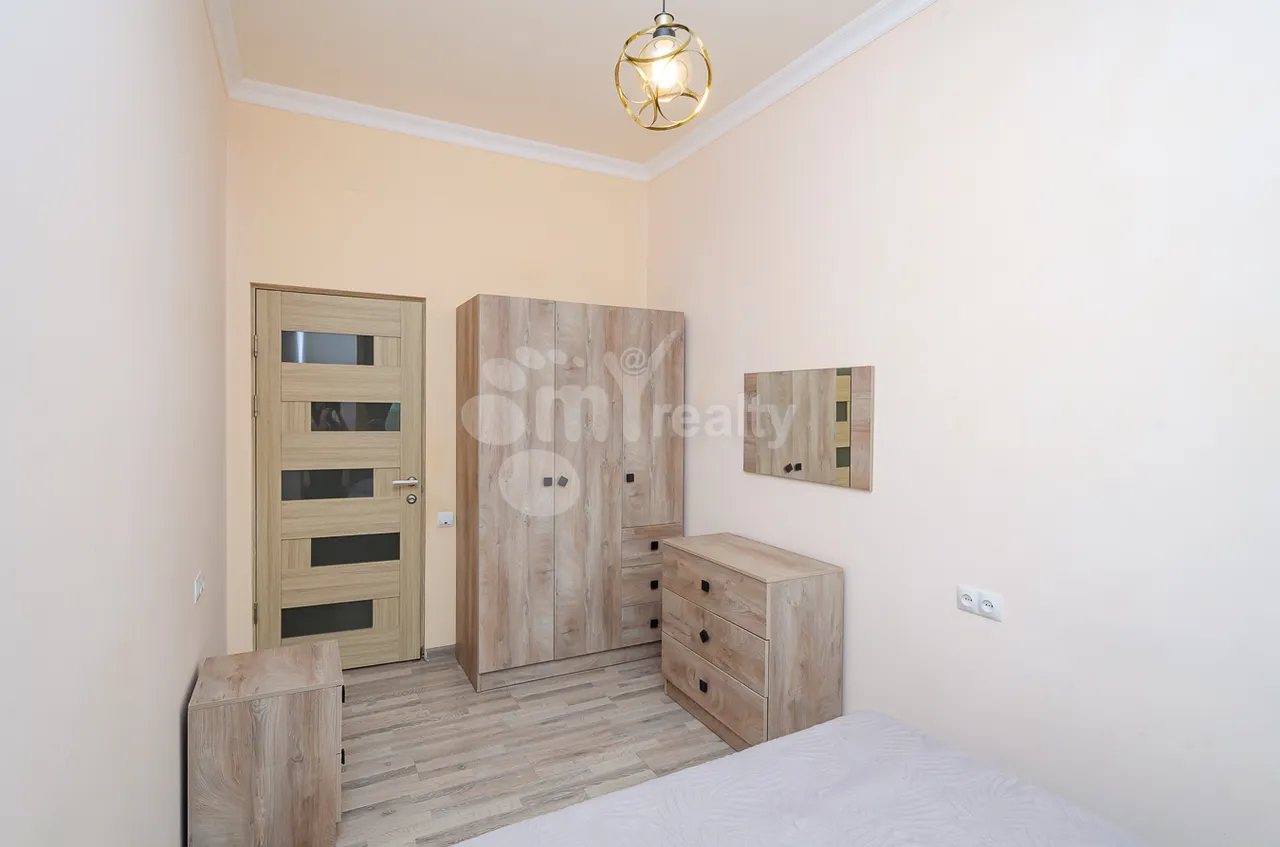 3 սենյականոց բնակարան վարձով Բուզանդի փող, Կենտրոն Երևան, 161518