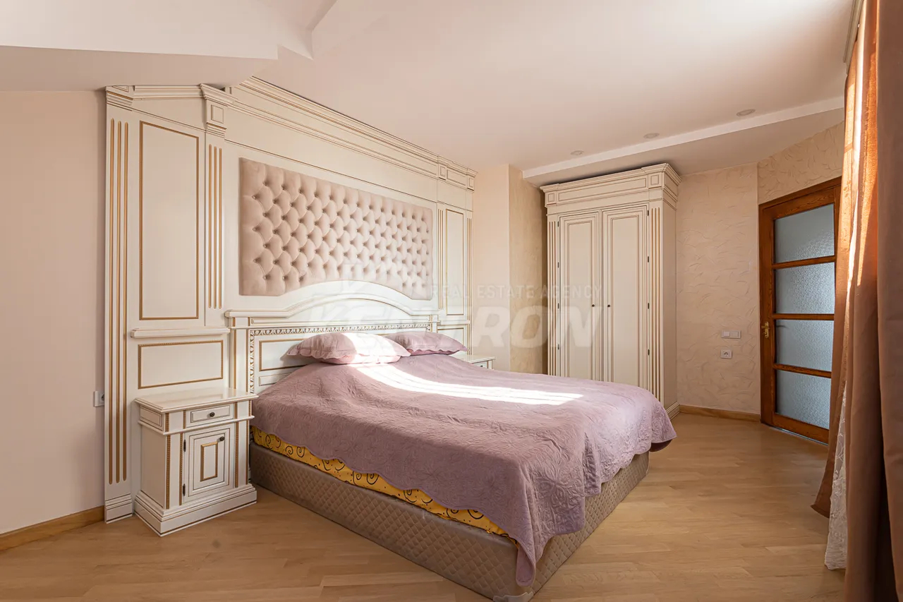 5 bedroom apartment for rent Spendiaryan St, Center Yerevan, 158571