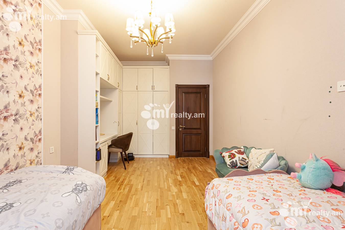 3 bedroom apartment for sale Sevak St, Qanaqer- Sejtun Yerevan, 154461