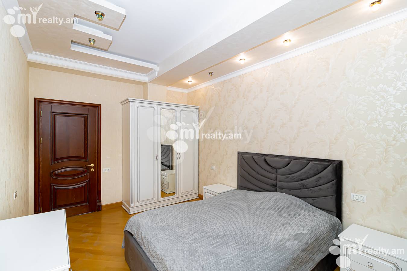 House for sale G 1 dis., Ajapnyak Yerevan, 154562