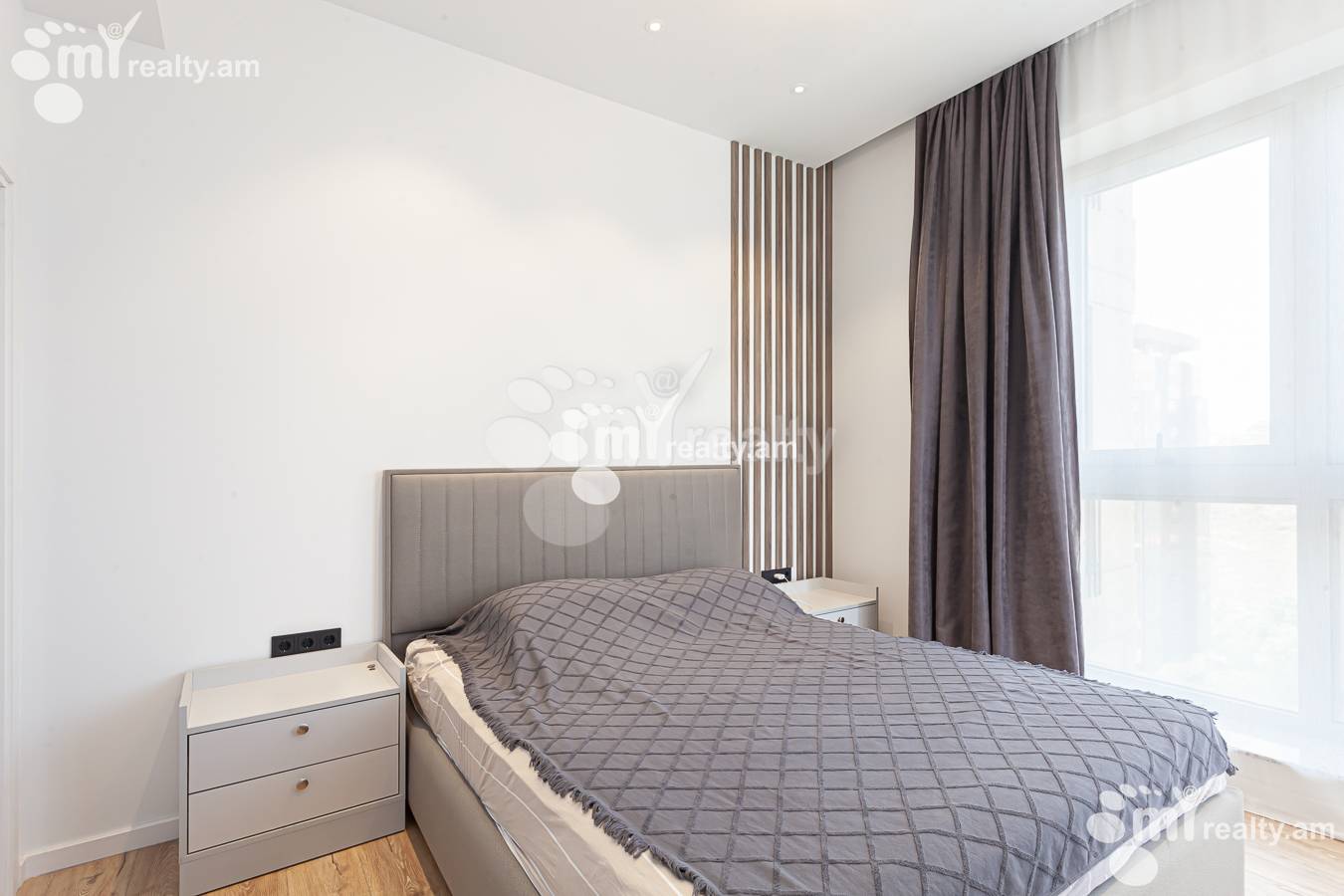 3 bedroom apartment for sale Paronyan St, Center Yerevan, 155918