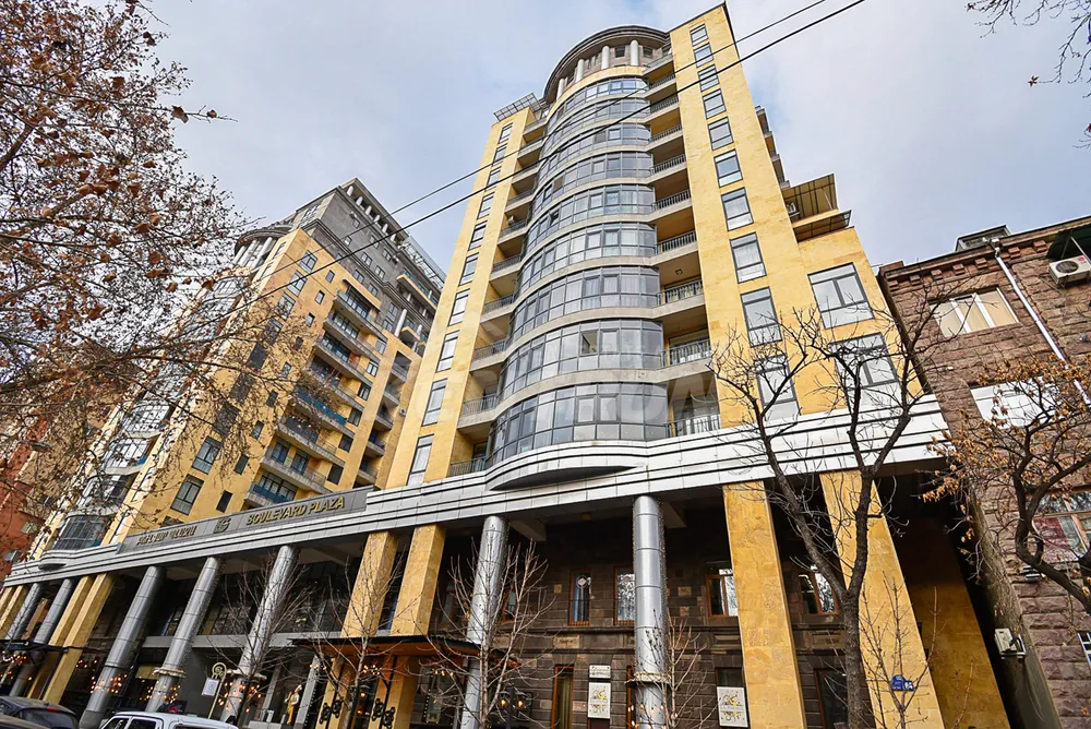 norakaruyc-bnakaran/4-senyakanoc/Aram+St/Center/Yerevan