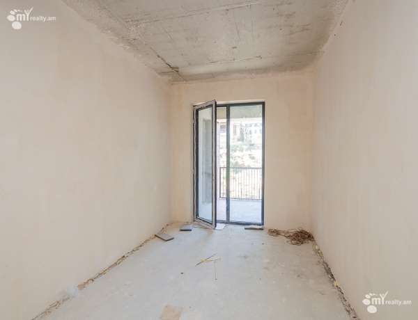 2-senyakanoc-bnakaran-vacharq-Yerevan-Center