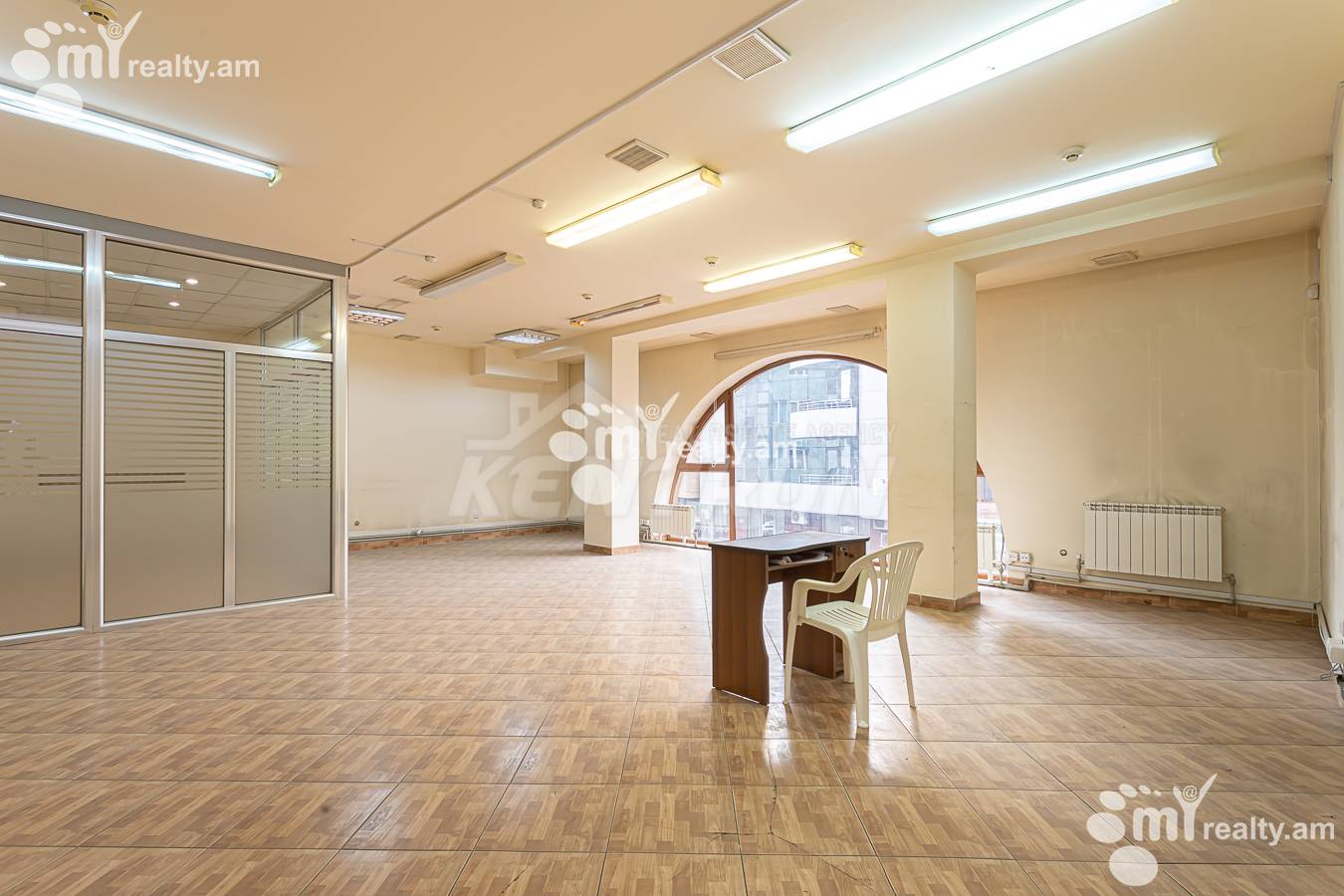 Commercial for rent خیابان اِ. کوچار, مرکز شهر ایروان, 156376