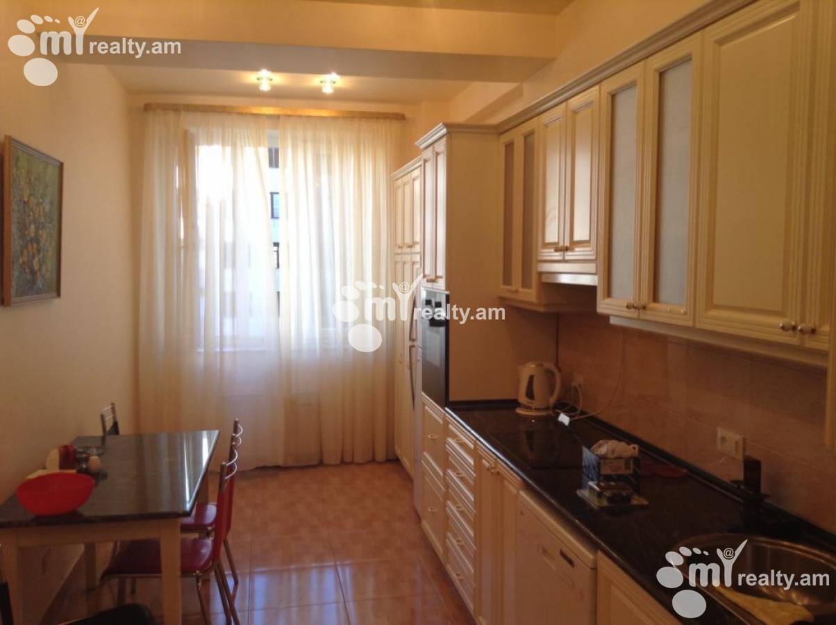 Купить 3 комнатную квартиру Северный пр, Центр Ереван, 143185