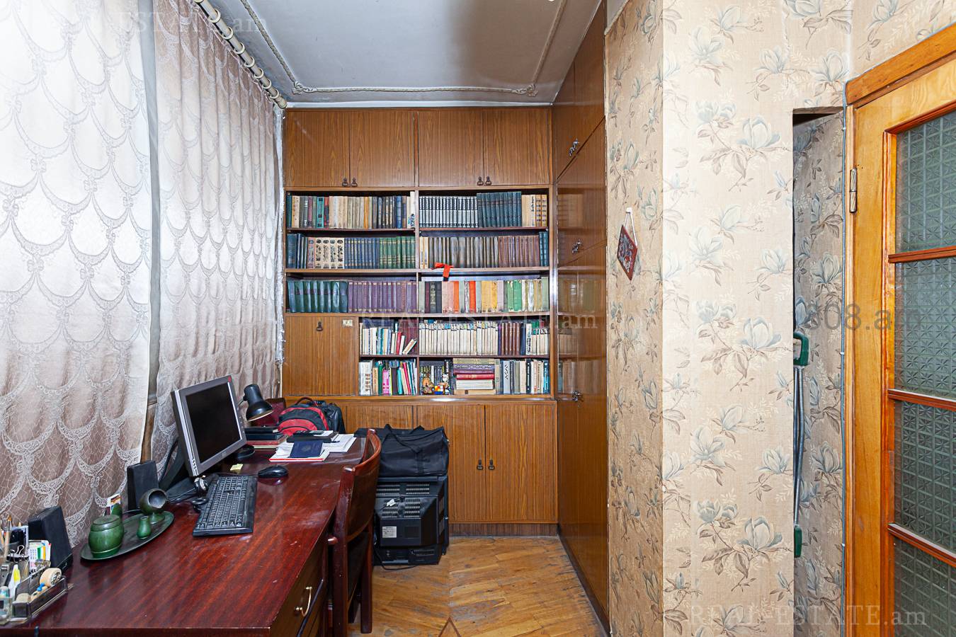 Купить 3 комнатную квартиру Налбандян ул, Центр Ереван, 128744