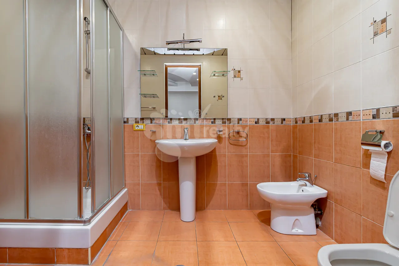 Снять 3 комнатную квартиру Северный пр, Центр Ереван, 159697