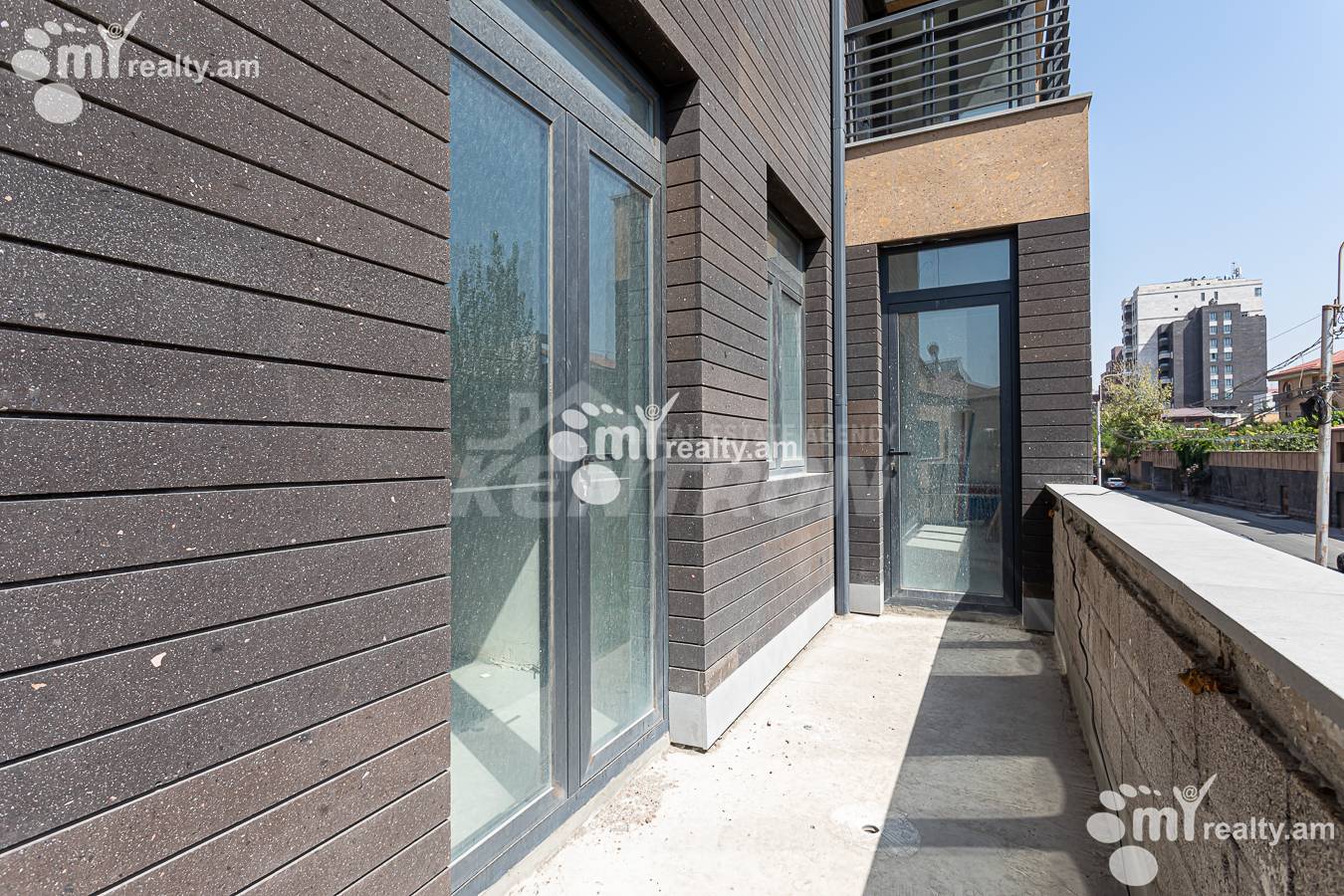 4 bedroom apartment for sale خیابان گ. هوفسِپیان, نورک ماراش ایروان, 156615