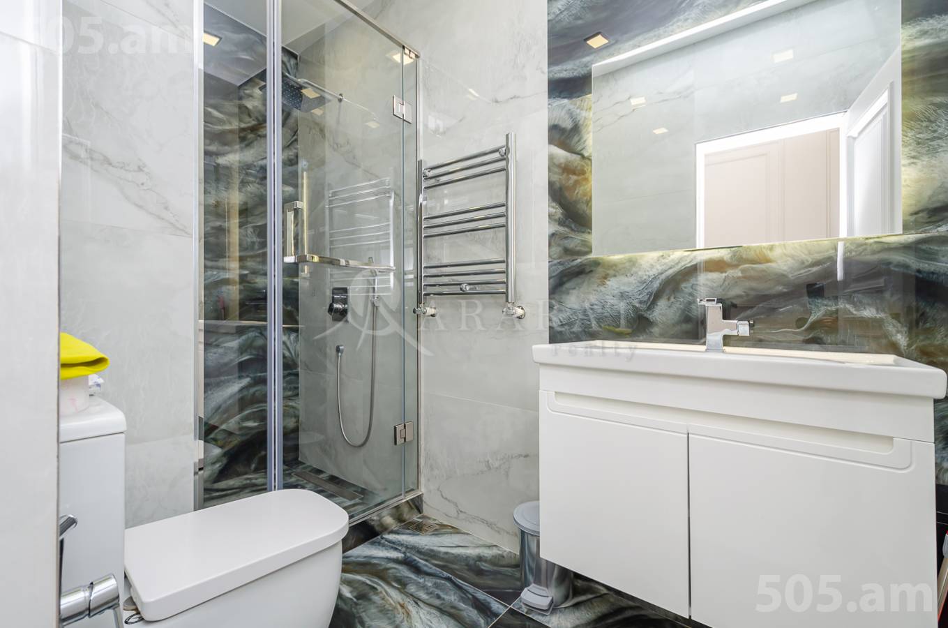 4 bedroom apartment for sale خیابان واهر. پاپازیان, عربگیر ایروان, 151947