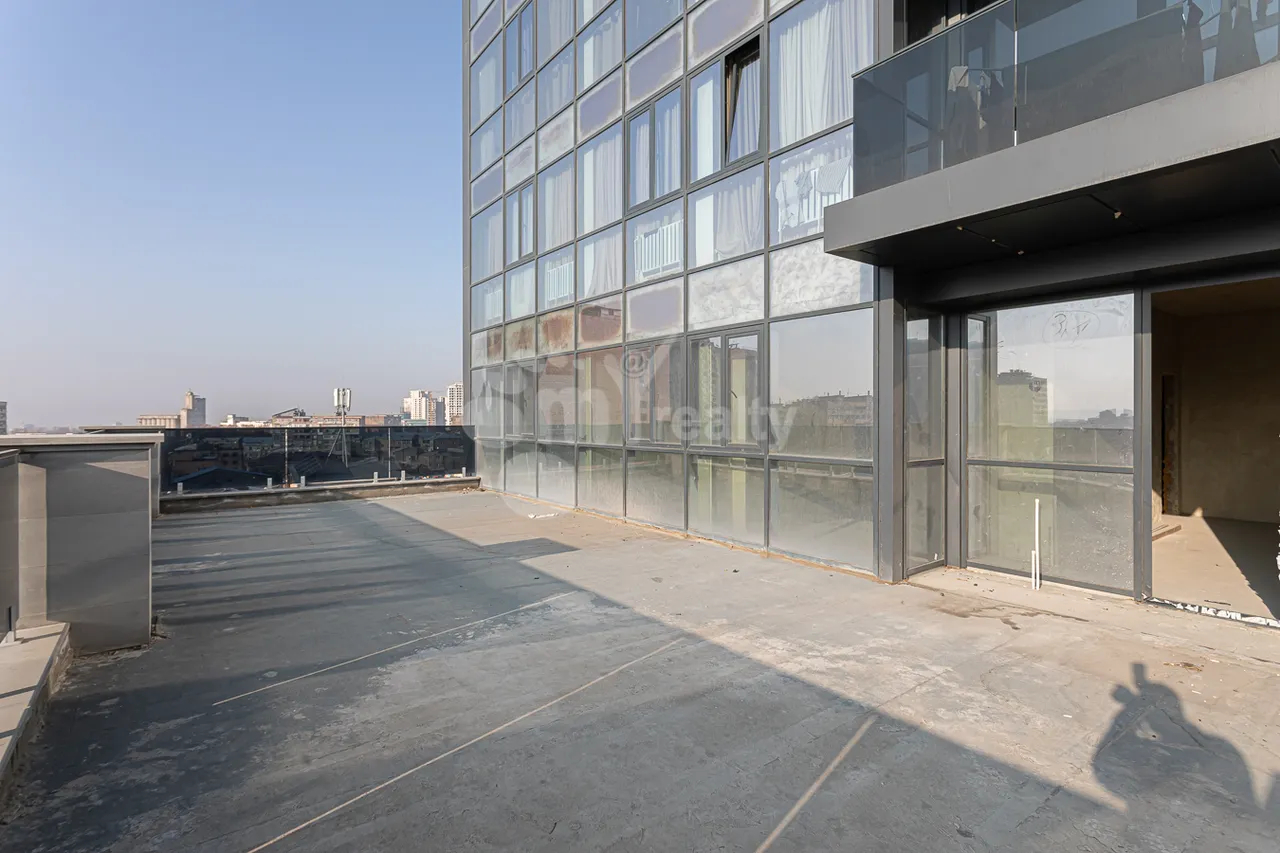 4 bedroom apartment for sale Rostom St, Center Yerevan, 158378