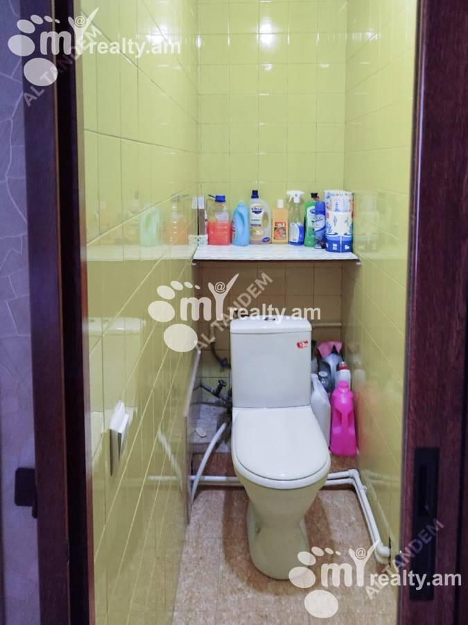 4 bedroom apartment for sale خیابان ا. کاخاتریان, عربگیر ایروان, 159609
