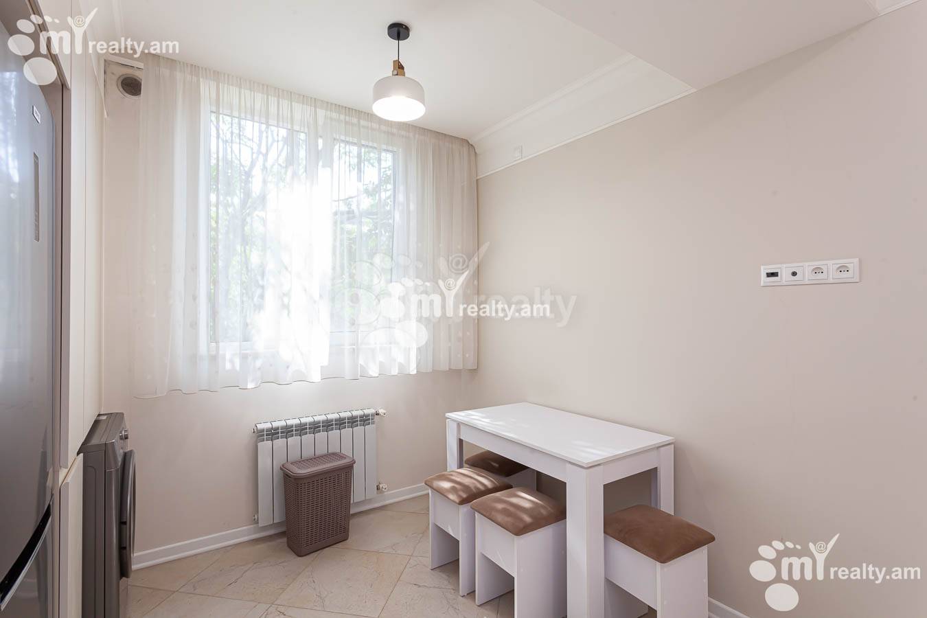 3 bedroom apartment for sale خیابان هین اِرِوانتسی, مرکز شهر ایروان, 152937