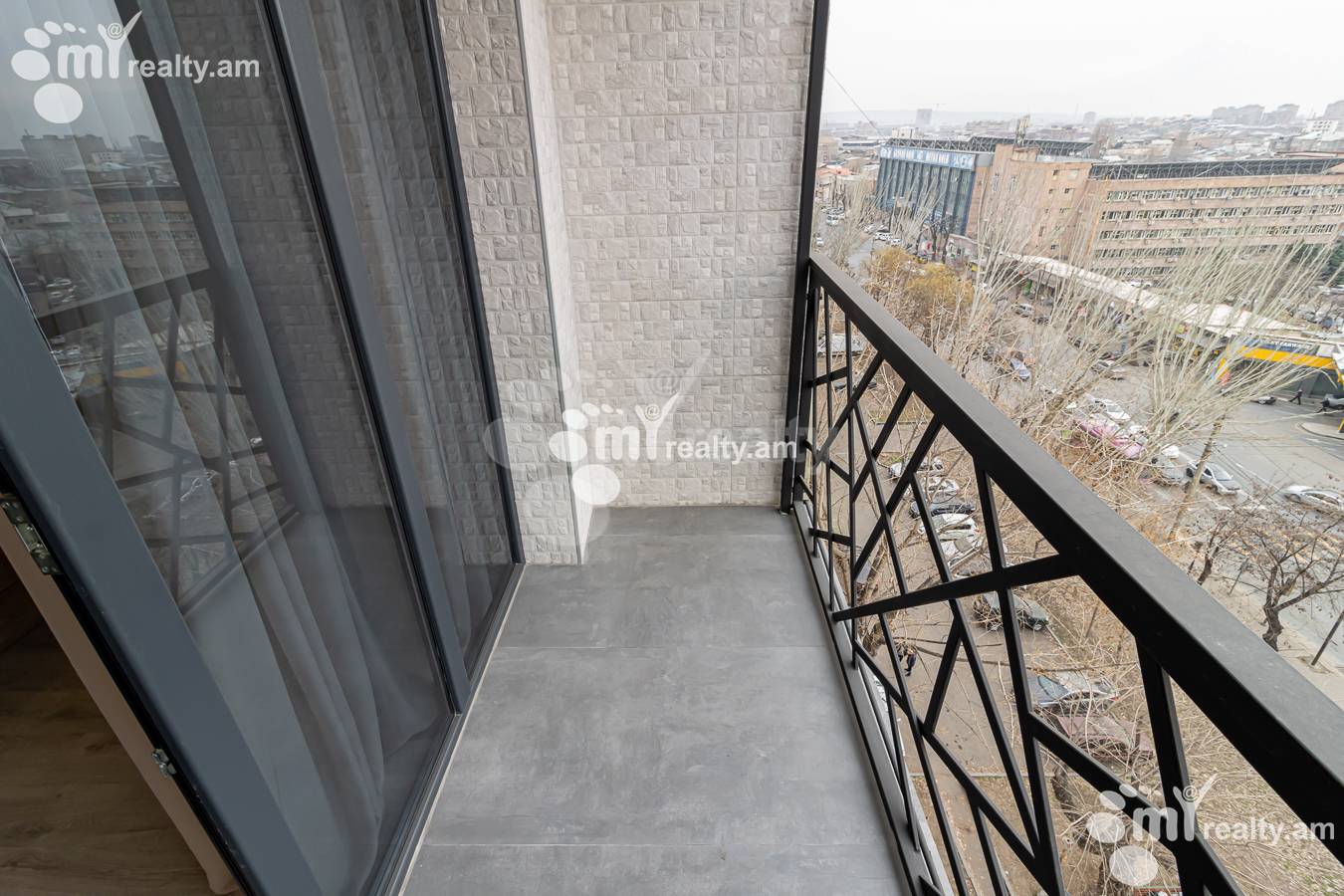 2 bedroom apartment for sale خیابان م. خورِناتسی, مرکز شهر ایروان, 144875