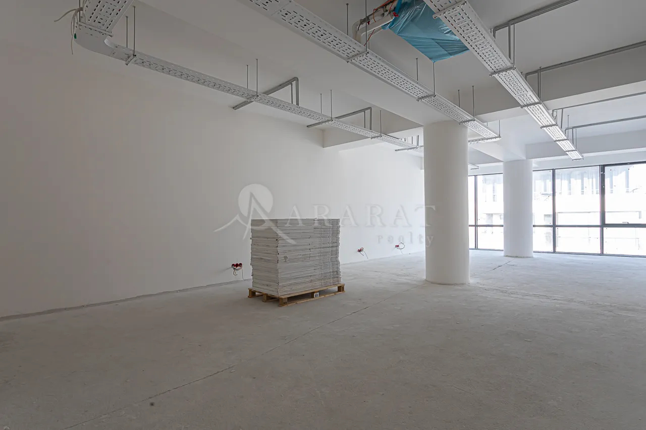 Commercial property for sale Azatutyan Ave, Arabkir Yerevan, 158321