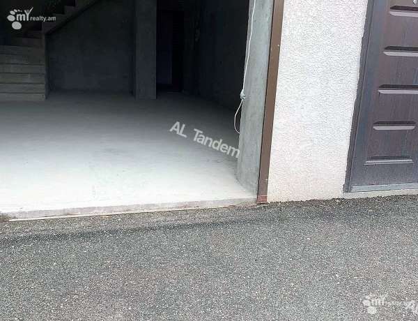 komercion-vacharq-Yerevan-Nor-Nork