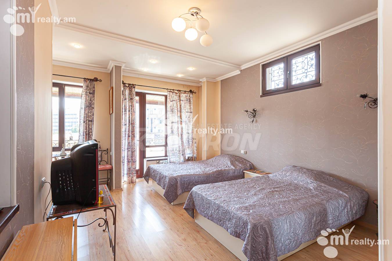 Снять 2 комнатную квартиру Маштоца пр, Центр Ереван, 153328