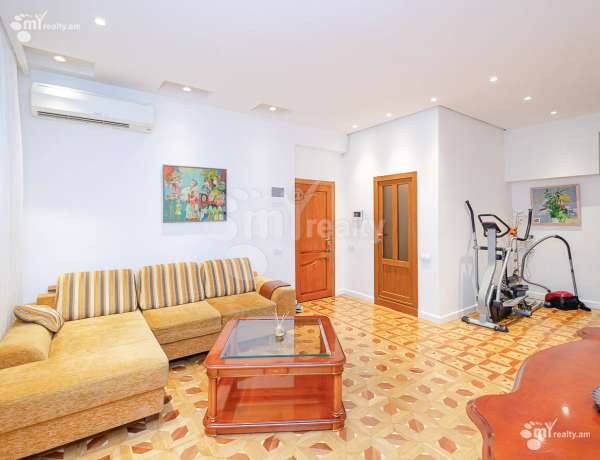 3-bedroom/apartment-for-sale/Mashtots+Ave/Center/Yerevan