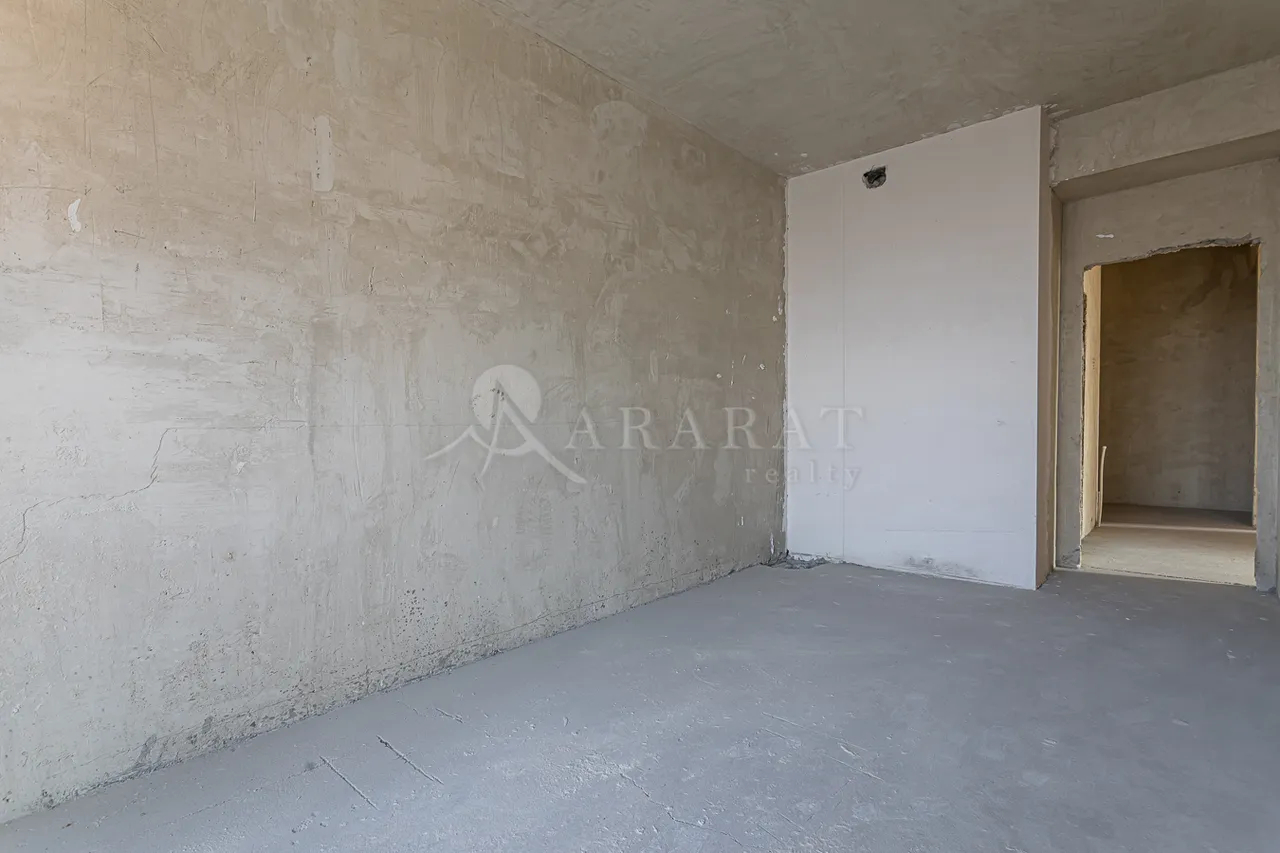 4 bedroom apartment for sale Rostom St, Center Yerevan, 158377