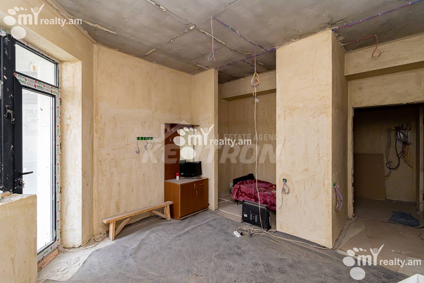 4 bedroom apartment for sale Antarayin, rue d' G.Gasparyan, Center Yerevan, 153857