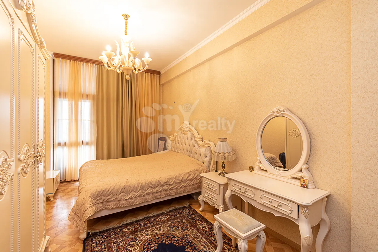 3 bedroom apartment for sale Hr.Kochar St, Arabkir Yerevan, 160025
