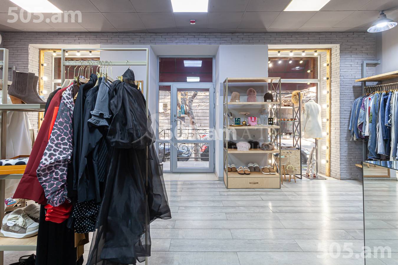 Կոմերցիոն տարածք  Տերյան փող, Կենտրոն Երևան, 155615