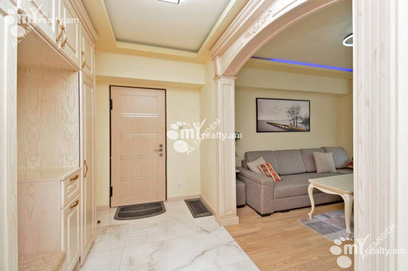 3 սենյականոց բնակարան վարձով Մոսկովյան փող, Կենտրոն Երևան, 160061