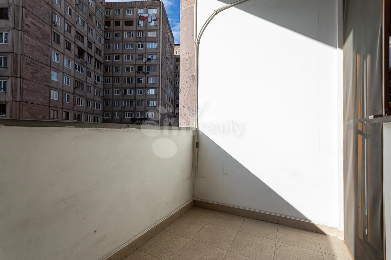 2 սենյականոց բնակարան  Ադոնց փող, Արաբկիր Երևան, 158286