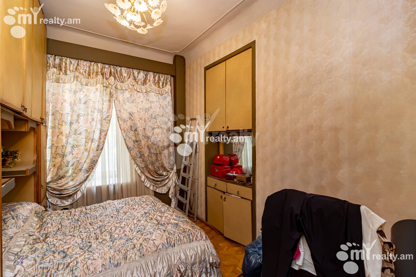 3 bedroom apartment for sale خیابان ماشتوتس, مرکز شهر ایروان, 148662