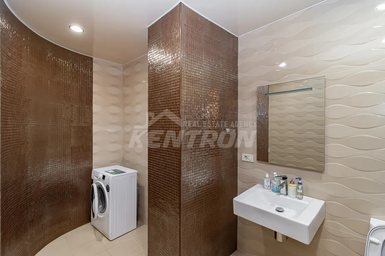 4 bedroom apartment for sale D. Demirchyan St, Center Yerevan, 157680