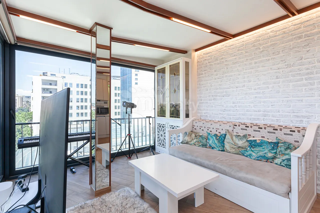 Купить 2 комнатную квартиру М.Хоренаци ул, Центр Ереван, 159945