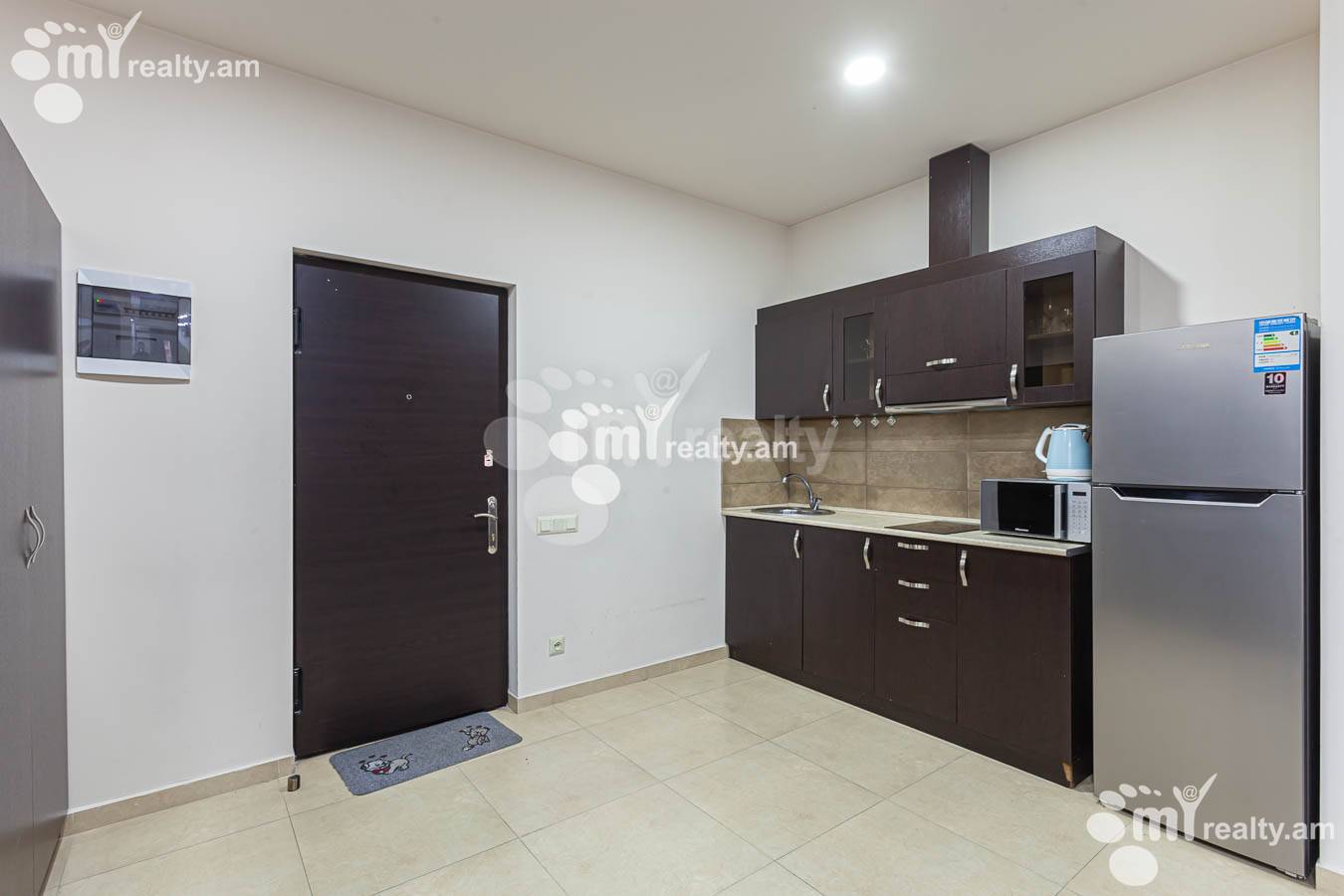 Снять 2 комнатную квартиру Амирян ул, Центр Ереван, 154266