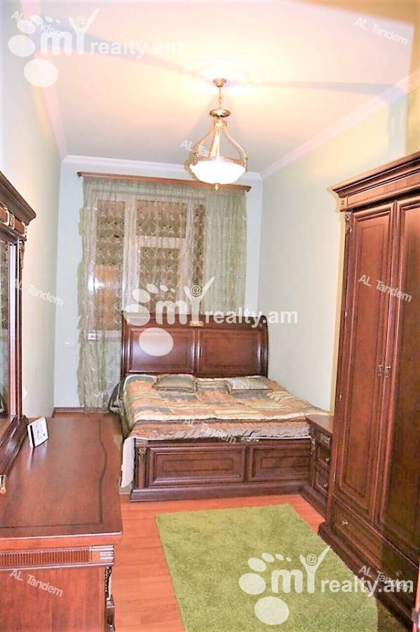 3 bedroom apartment for rent Paronyan St, Center Yerevan, 124286