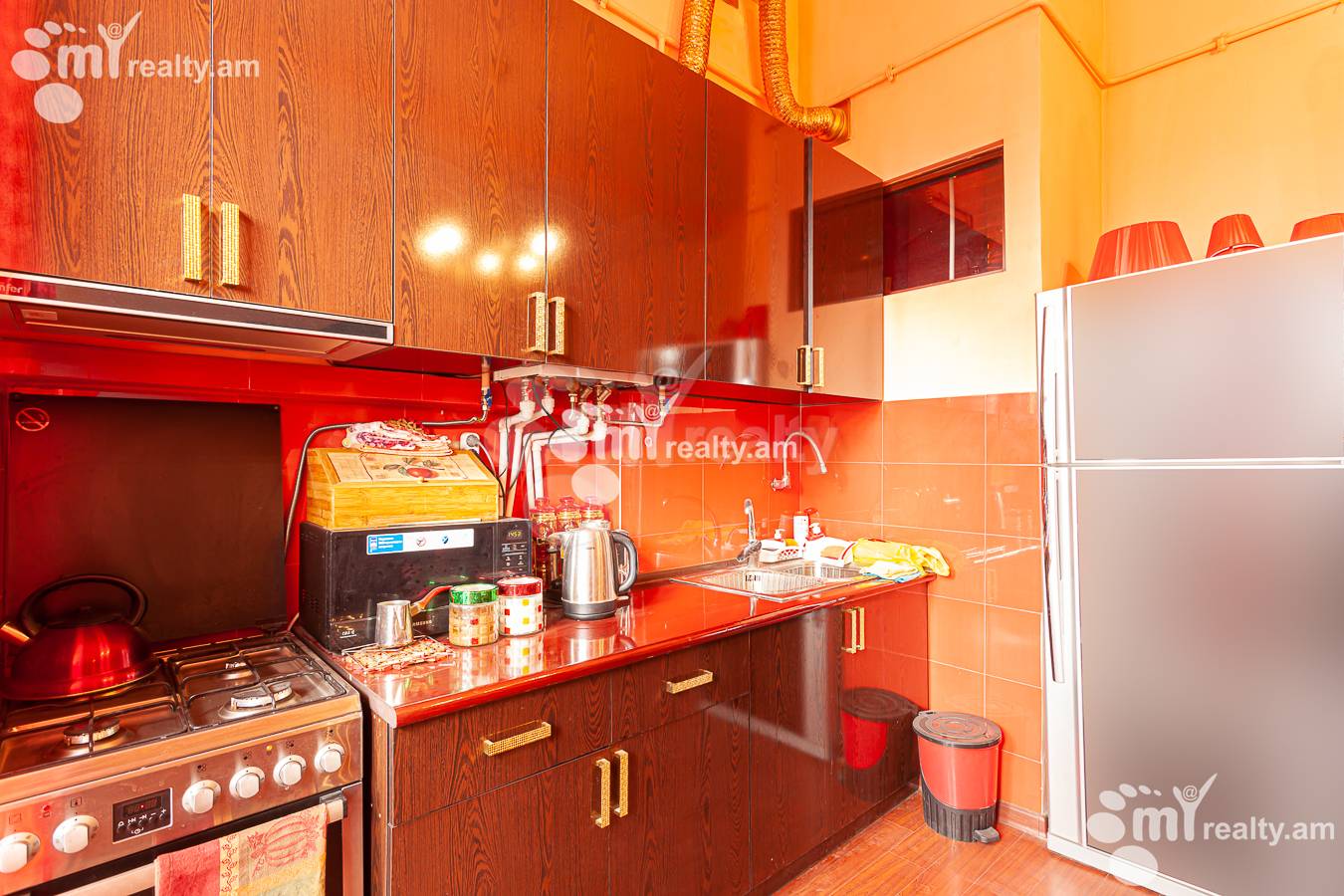 Снять 3 комнатную квартиру Саят-Нова пр, Центр Ереван, 152093