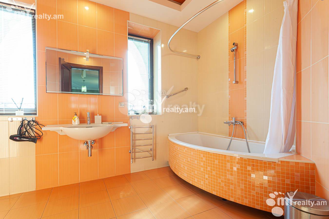 House for sale Tsarav Aghbyur St, Awan Yerevan, 153891