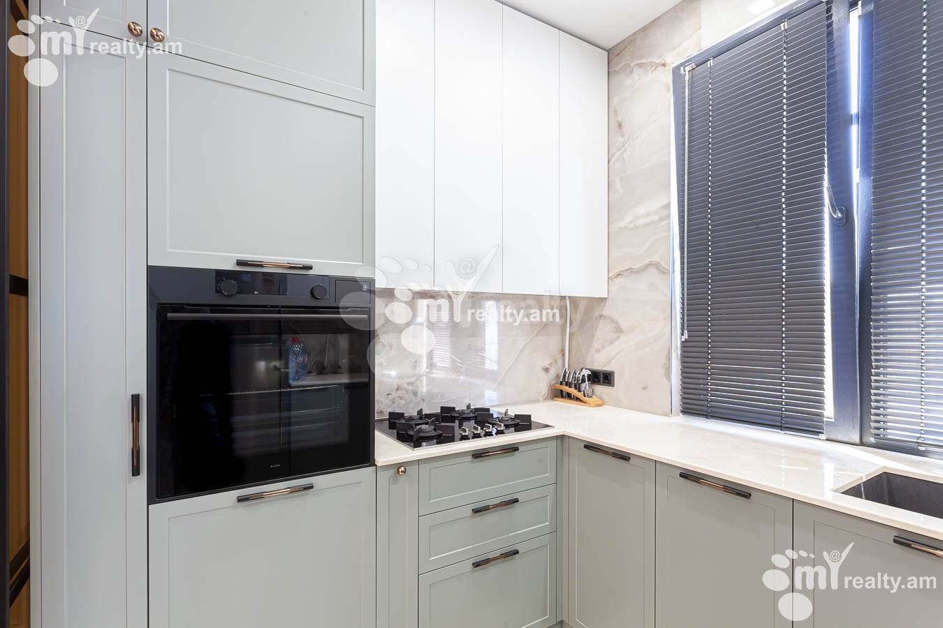 4 սենյականոց բնակարան  Ադոնց փող, Արաբկիր Երևան, 153012