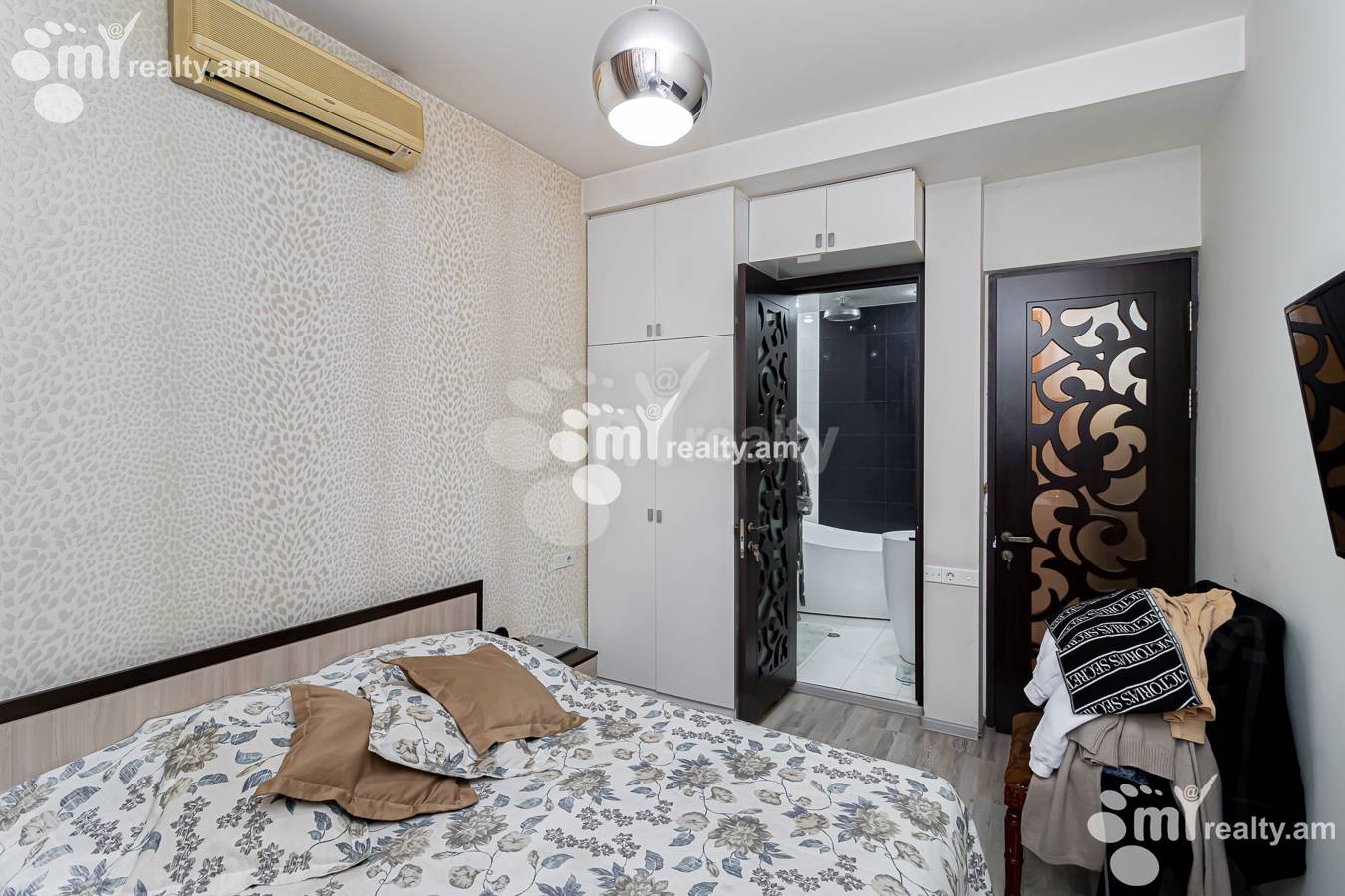 4 bedroom apartment for sale Nalbandyan St, Center Yerevan, 155251