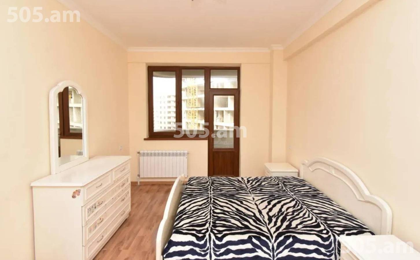 4 bedroom apartment for rent M․ Melqonyan str, Center Yerevan, 155722