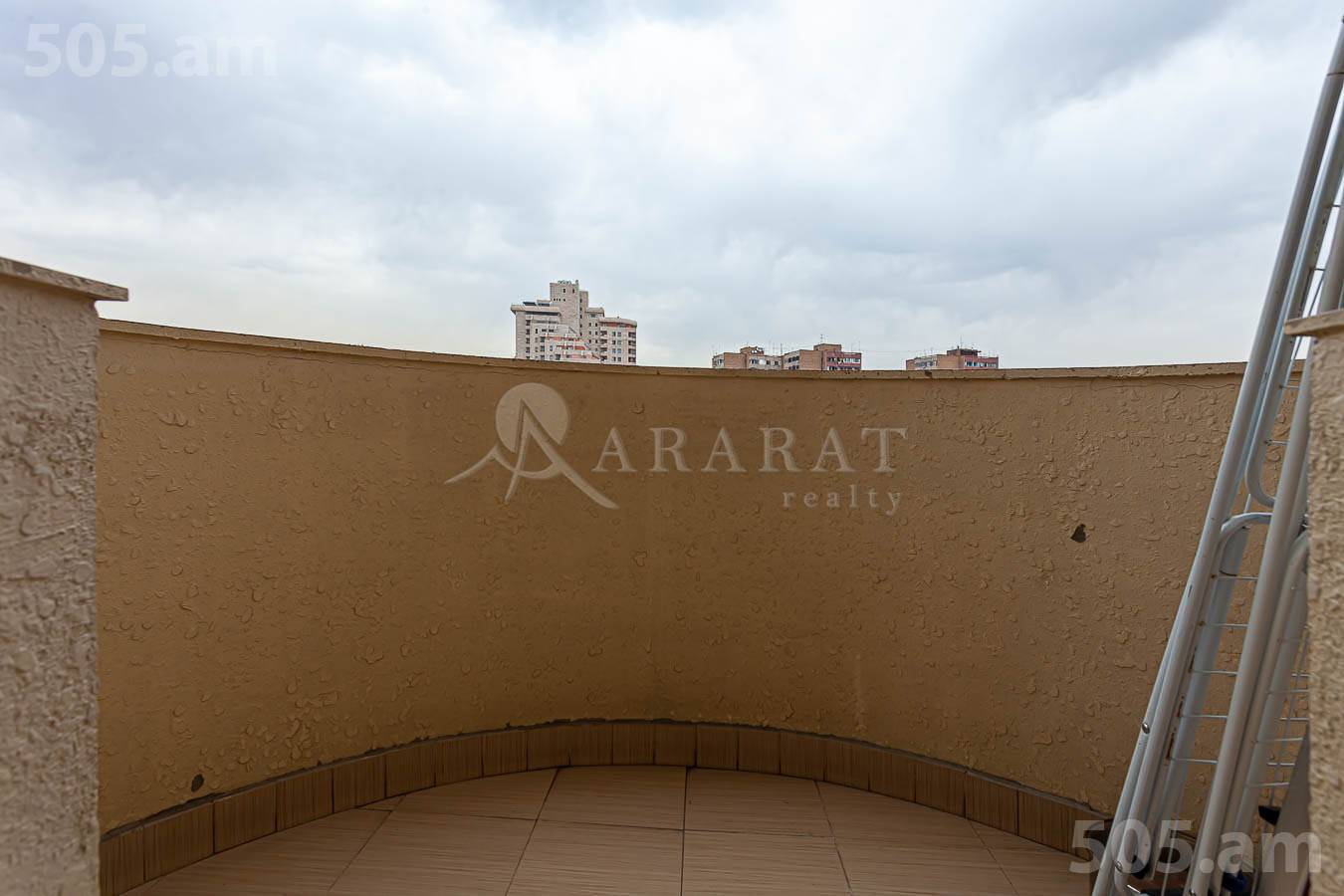 3 bedroom apartment for sale خیابان پارونیان, مرکز شهر ایروان, 153344