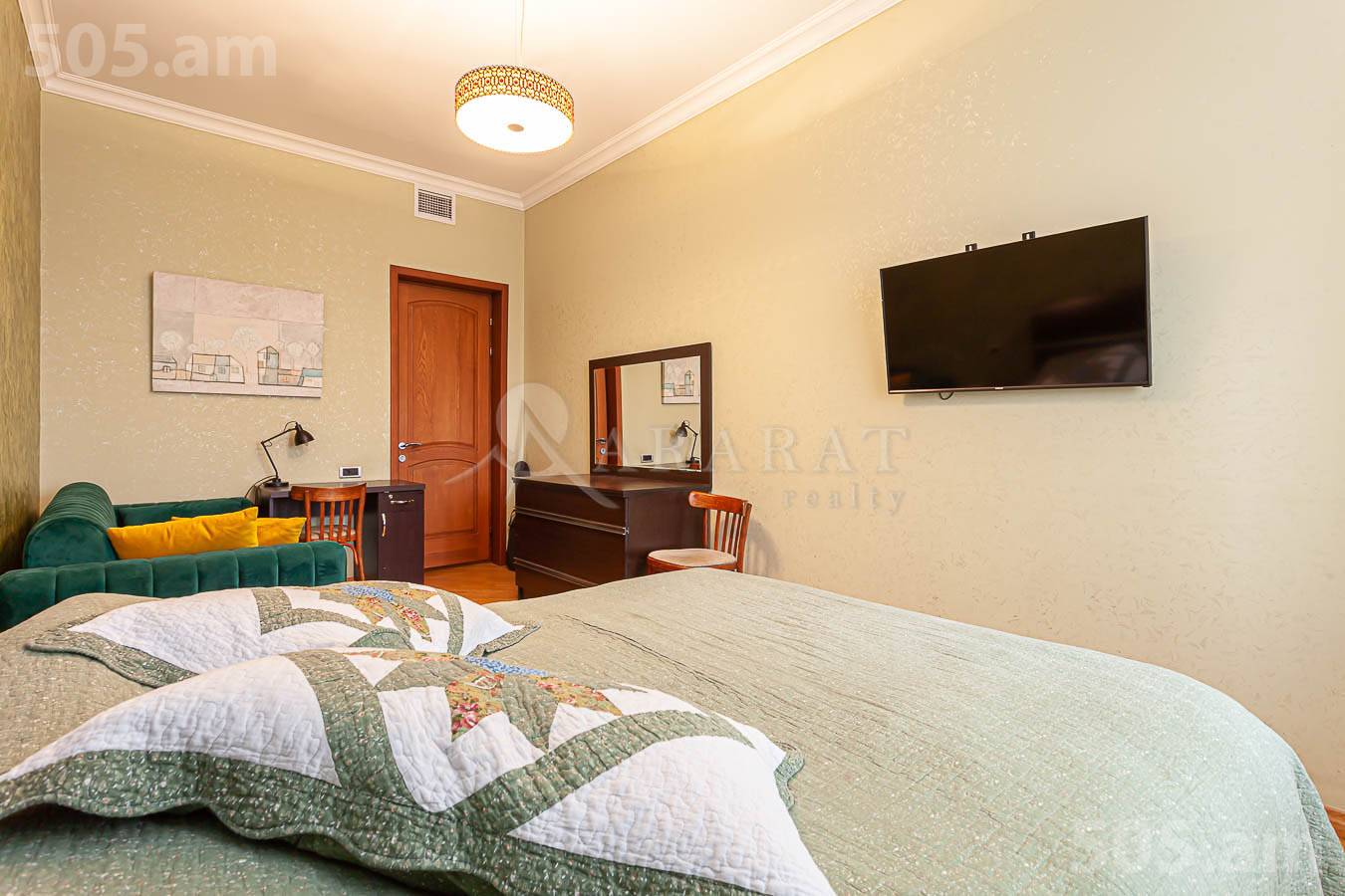 3 bedroom apartment for sale خیابان پارونیان, مرکز شهر ایروان, 153344