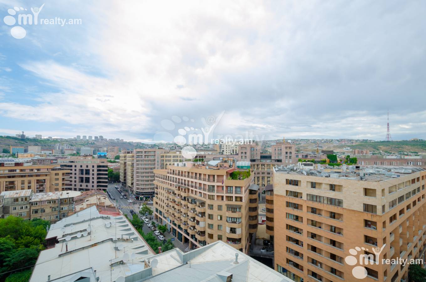 3 bedroom apartment for sale Teryan St, Center Yerevan, 137140