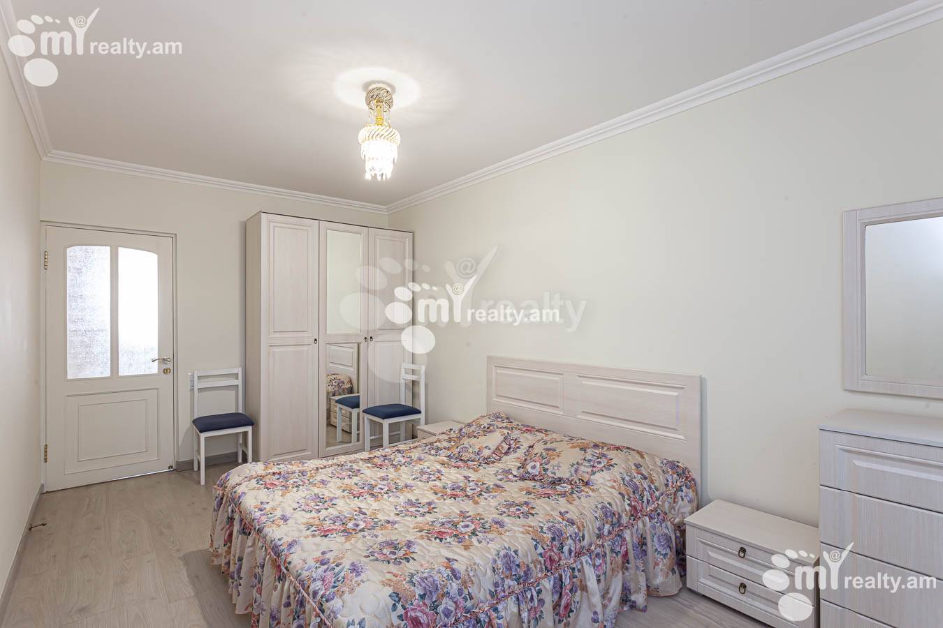 Снять 3 комнатную квартиру Маштоца пр, Центр Ереван, 153283