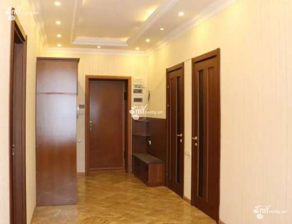 3-senyakanoc-bnakaran-vacharq-Yerevan-Center