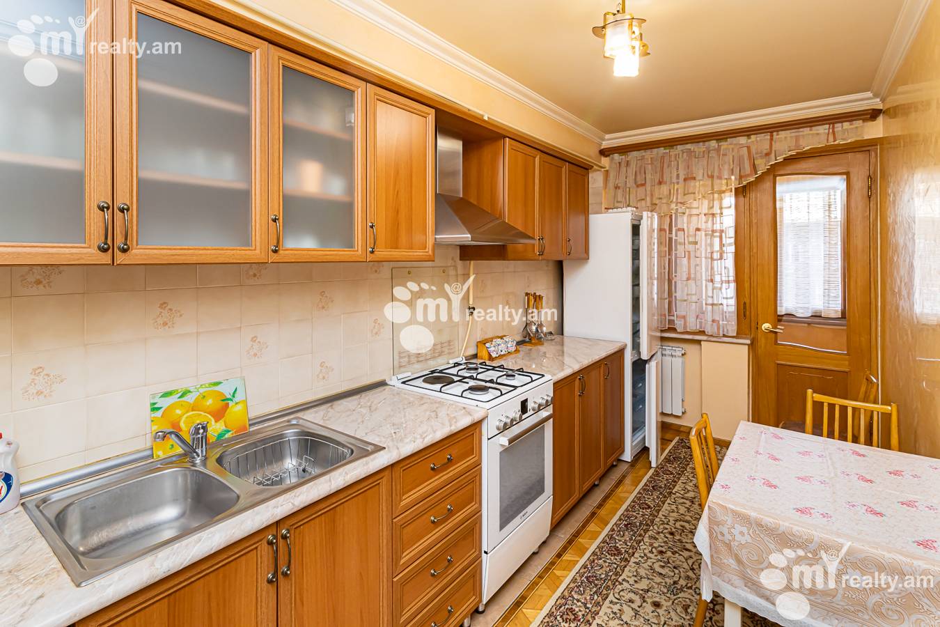 Снять 3 комнатную квартиру Ерзнкян ул, Арабкир Ереван, 153587