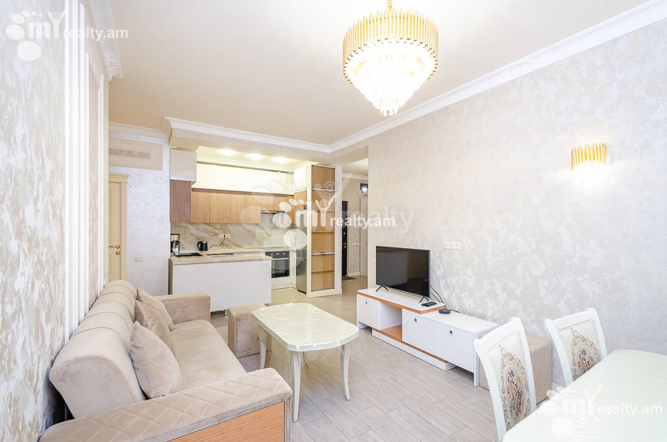 3 bedroom apartment for rent Amiryan St, Center Yerevan, 151212
