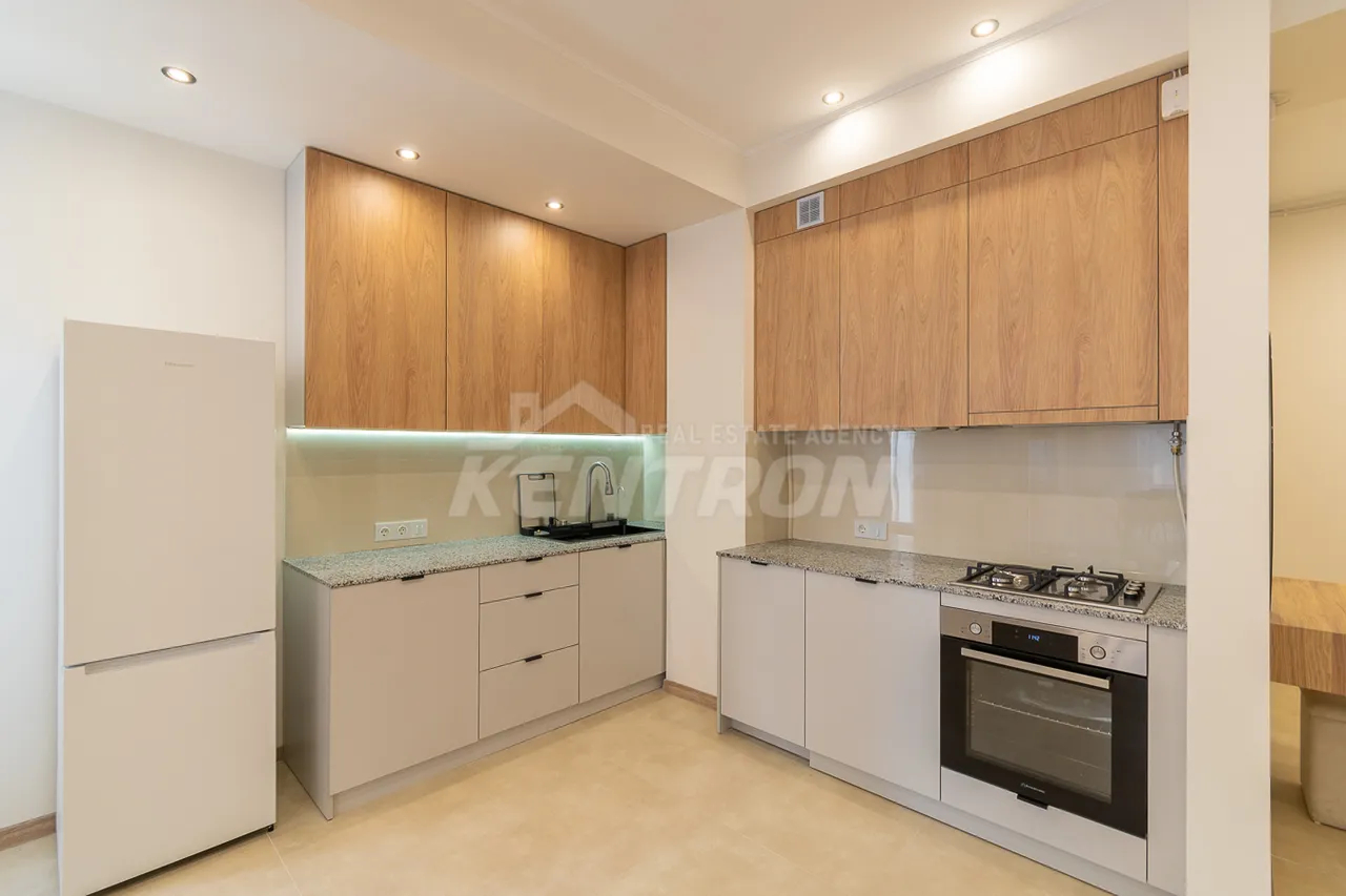 2 bedroom apartment for sale Antarayin St, Center Yerevan, 158744