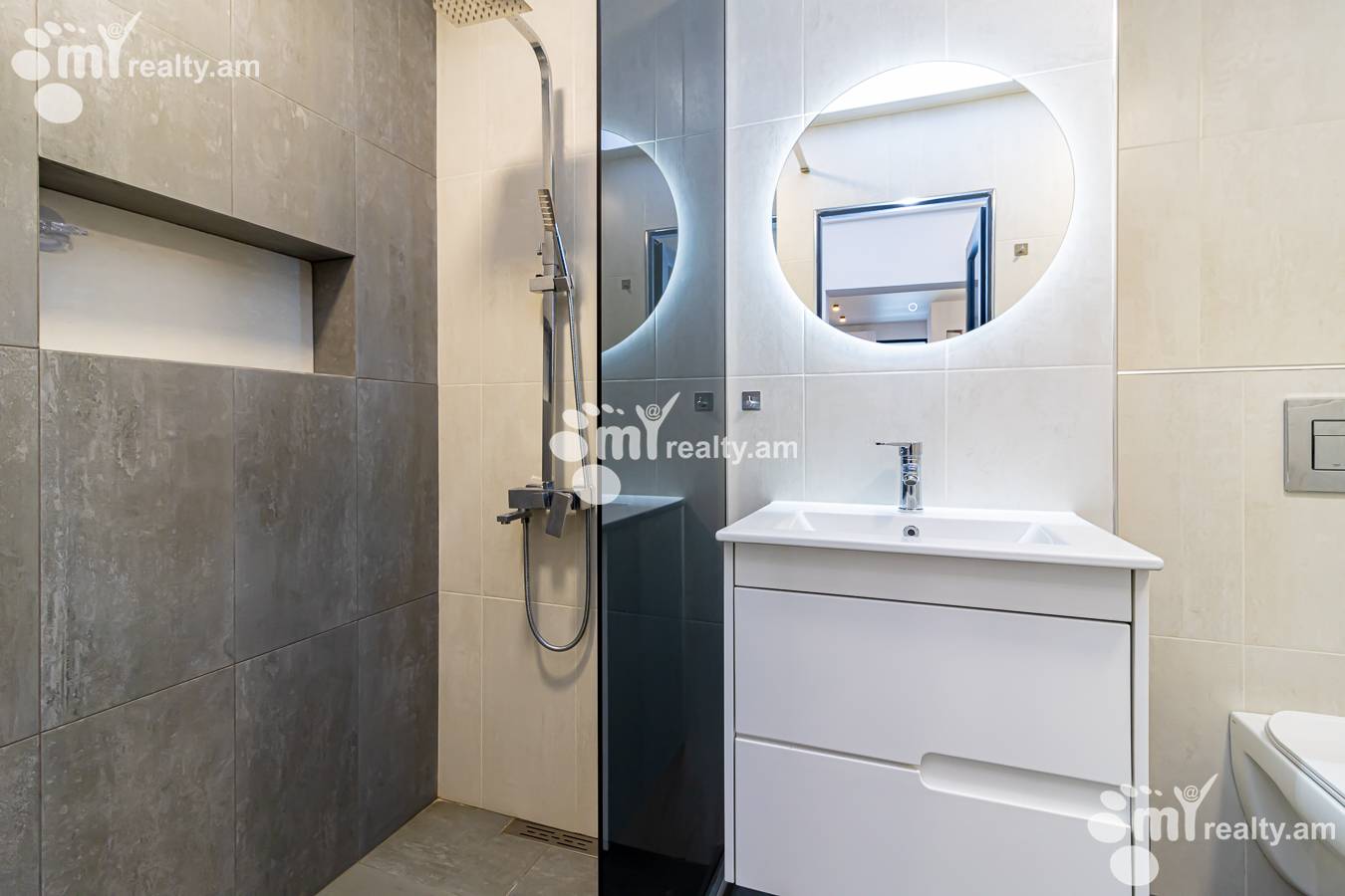 Снять 3 комнатную квартиру К. Улнеци ул., Канакер-Зейтун Ереван, 154253