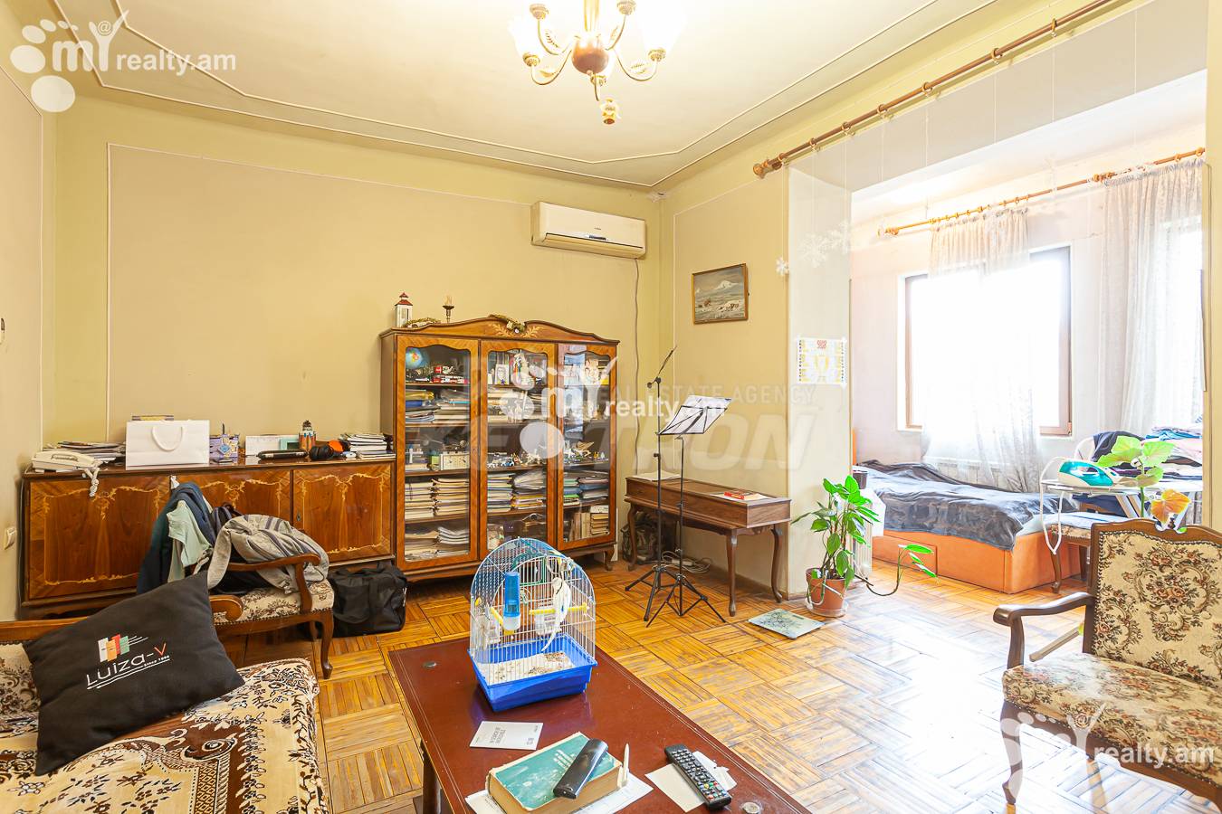 2 սենյականոց բնակարան  Իսահակյան փող, Կենտրոն Երևան, 147496