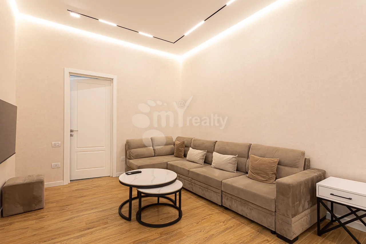 3 սենյականոց բնակարան  Արամի փող, Կենտրոն Երևան, 157227