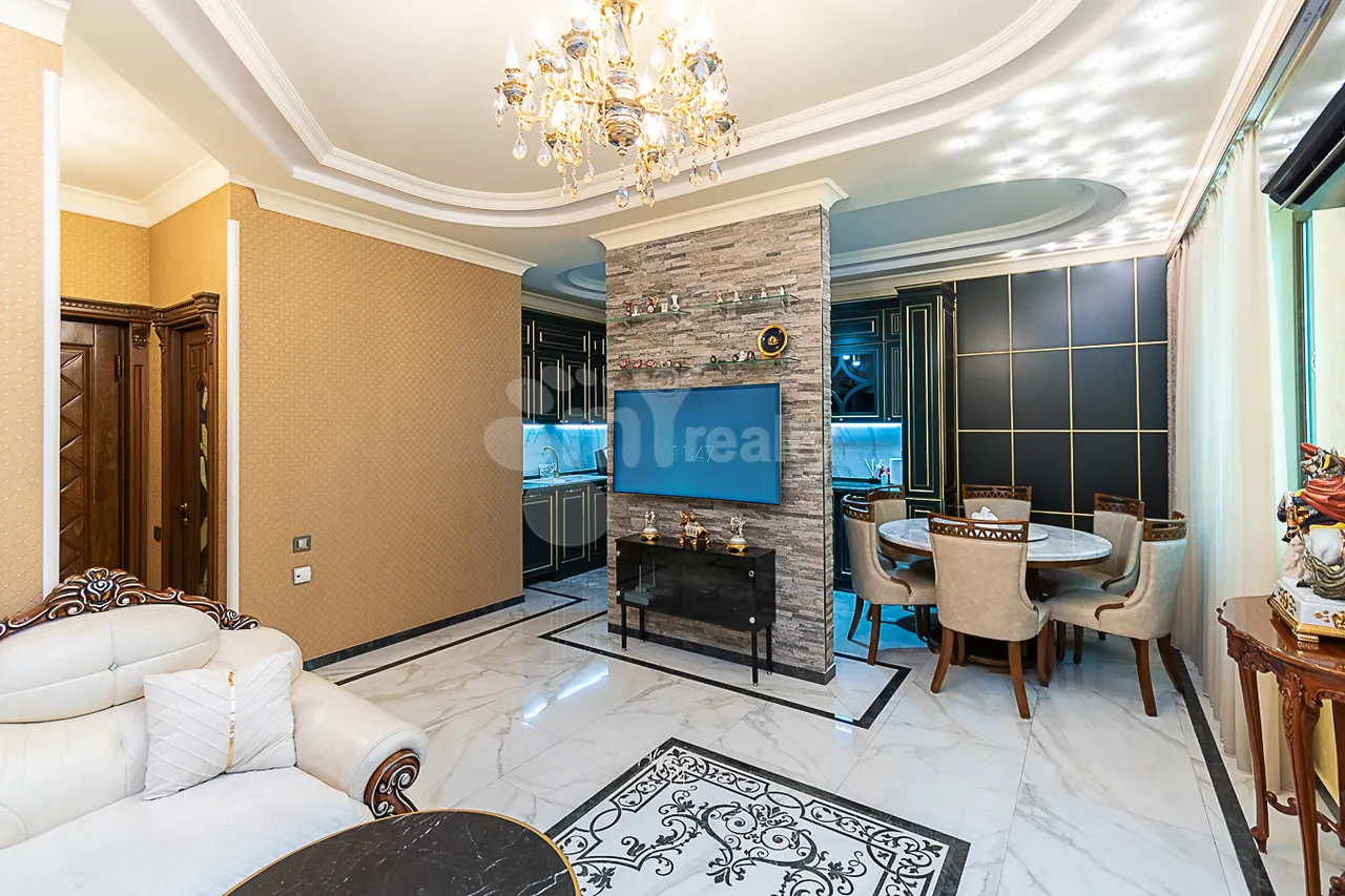 3 bedroom apartment for rent rue d'Amiryan, Center Yerevan, 161369