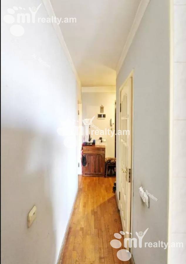 1 bedroom apartment for sale خیابان ماشتوتس, مرکز شهر ایروان, 124735